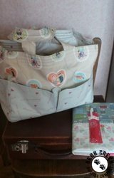 Threaded With Love Free Tote Bag Pattern by Lewis and Irene Fabrics