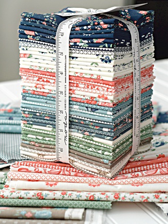 Cottage Bouquet 16 Fat Quarter Bundle buy Fabric Quilting by Maywood Studio