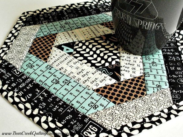 Textagon Mug Rug Tutorial