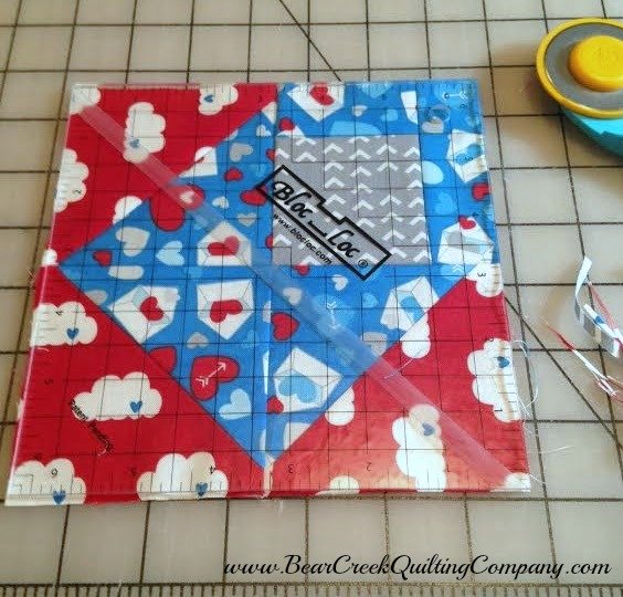 Airmail Envelope Quilt Tutorial