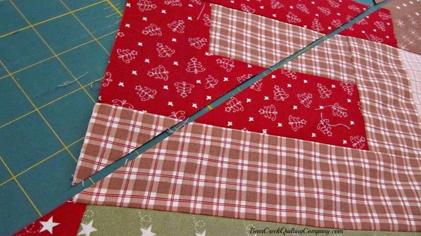 Mistletoe Lane Quilt Tutorial